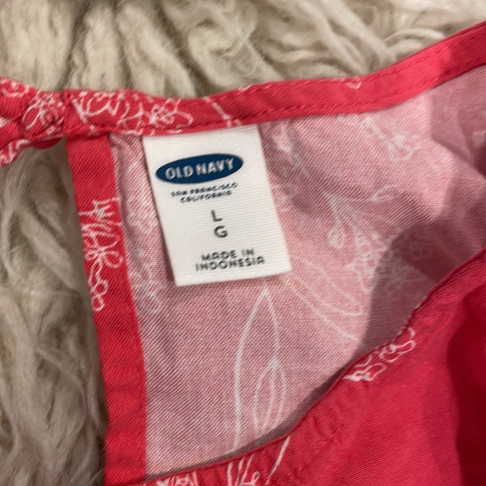 Old Navy sleeveless floral tank - Picture 6 of 7
